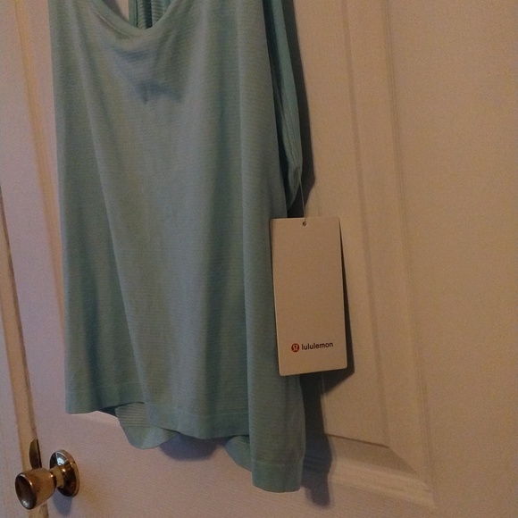 Lululemon swiftly tech racer back tank 2.0 top icing blue 120 - Picture 3 of 5